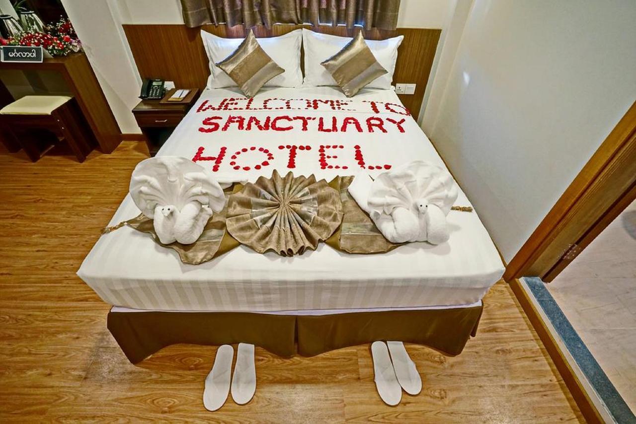 Sanctuary Hotel Mandalay Esterno foto
