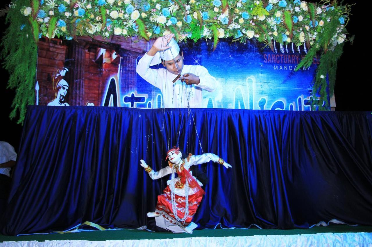 Sanctuary Hotel Mandalay Esterno foto