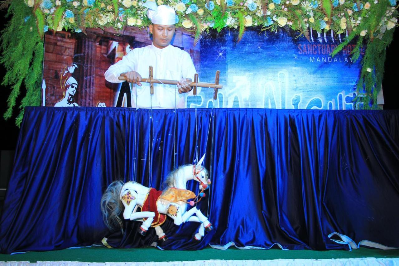 Sanctuary Hotel Mandalay Esterno foto
