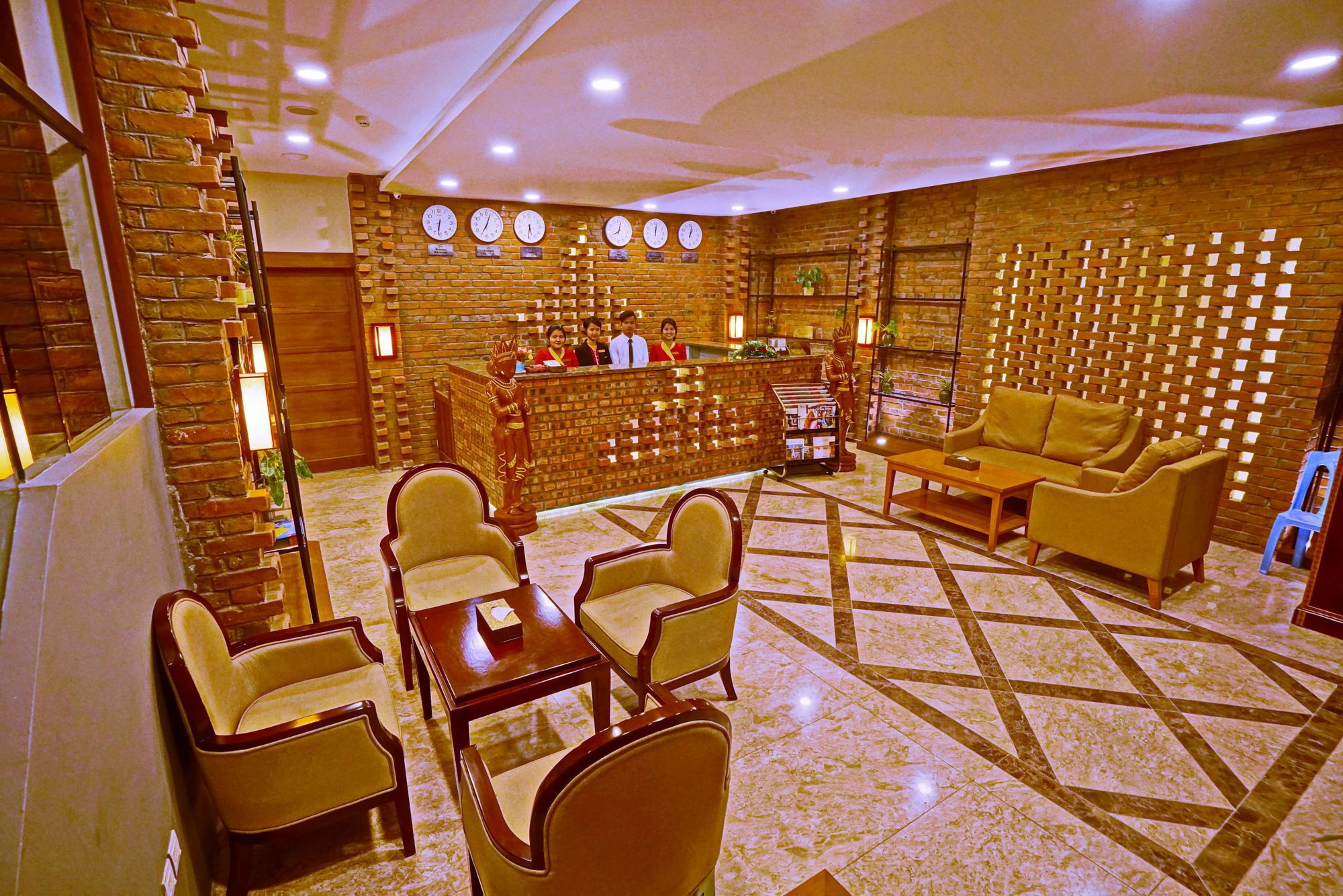Sanctuary Hotel Mandalay Esterno foto